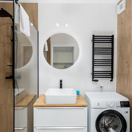 Apartament Tauron Modern By Bookinghost