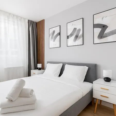 Apartament Tauron Modern By Bookinghost