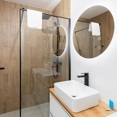 Tauron Modern By Bookinghost クラクフ